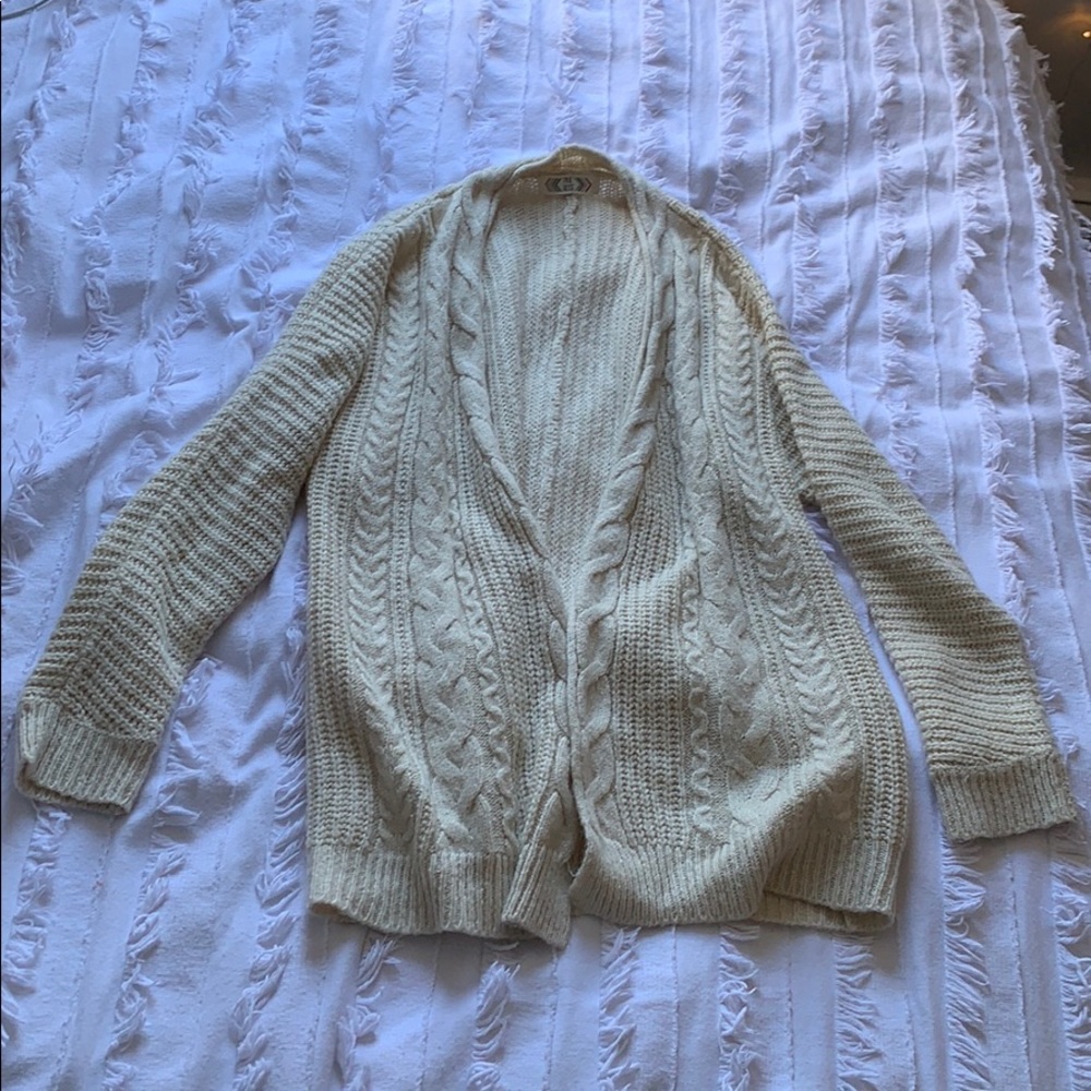 Thick Cozy Braided Cardigan